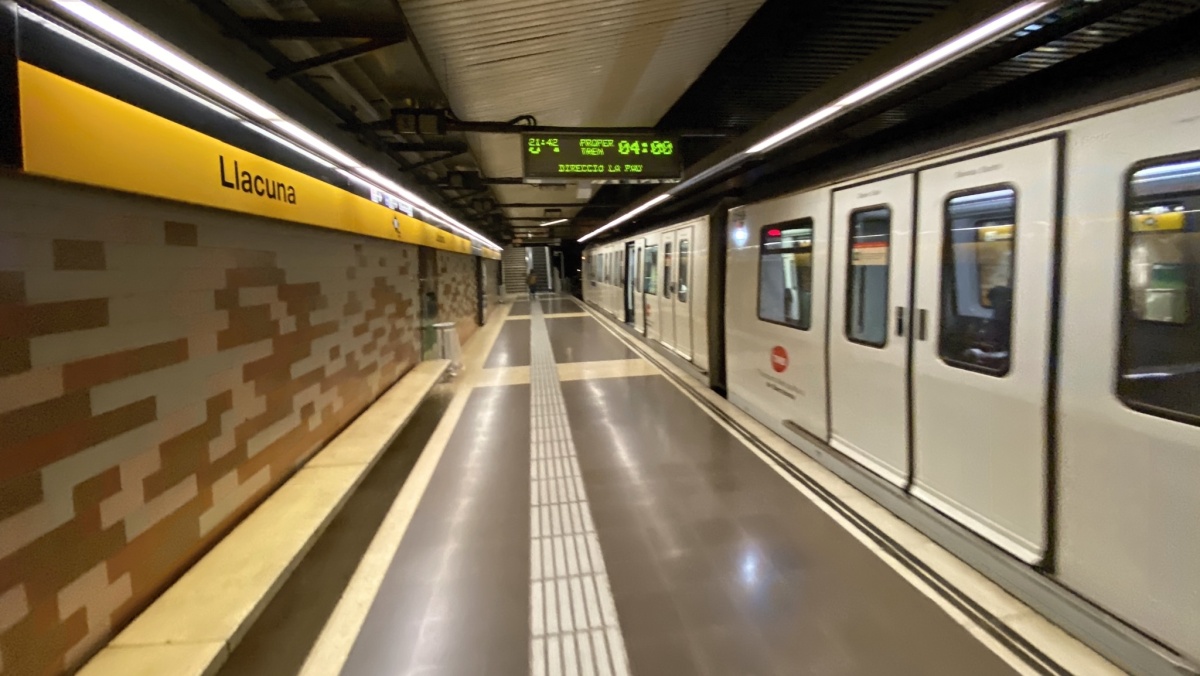 Barcelona, metro (Táta)